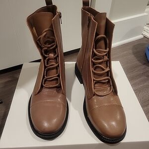 Chelsea & Violet Dark Pecan Sz 10M